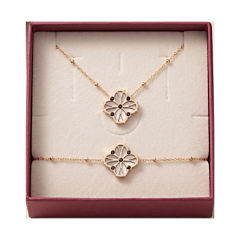 Coffret Collier et Bracelet Nouveau Charm doré et pierre noir